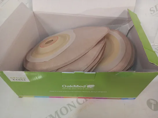 OAKMED BOX OF APPROXIMATELY 20 CLOSED STANDARD HYDROCOLLOID SOFT CONVEX ONE PIECE BAGS