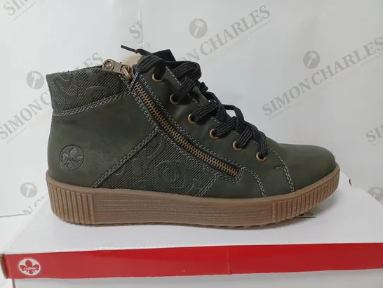 RIEKER HI-TOP TRAINER CUFFED KHAKI SIZE 7.5