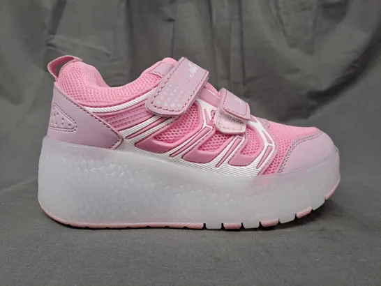 BOXED PAIR OF DESIGNER KIDS WHEELED SHOES IN PINK EU SIZE 30