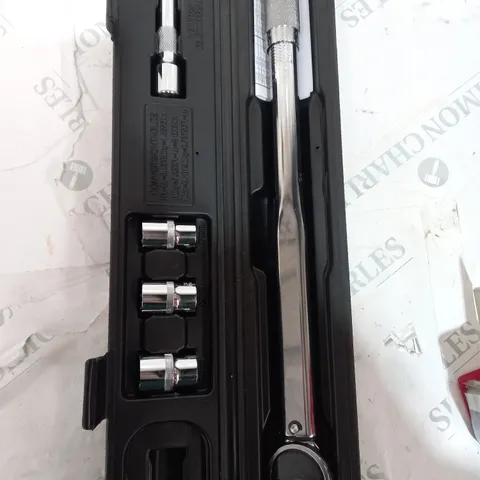 DR MICROMETER ADJUSTABLE TORQUE WRENCH - 28-210 N_M 