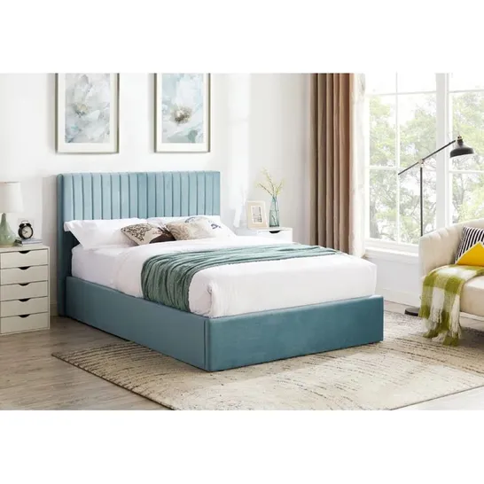 BOXED BANTRY OTTOMAN BED // SIZE: 5FT KING (2 BOXES)