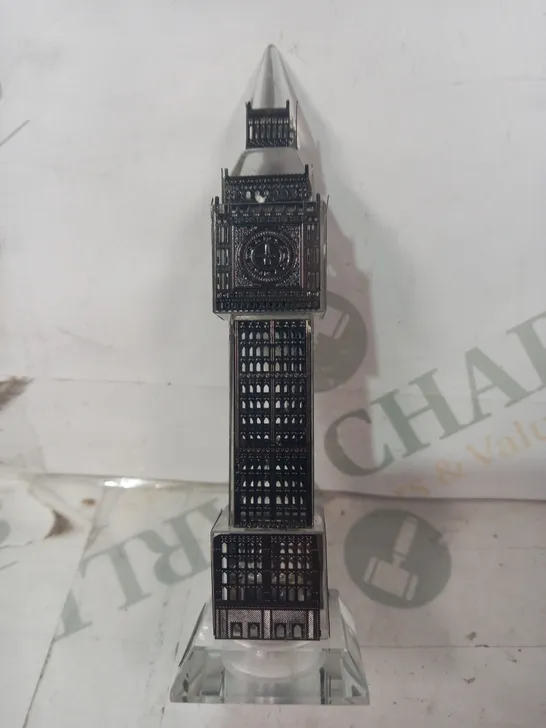 COLLECTIBLE BIG BEN ORNAMENT