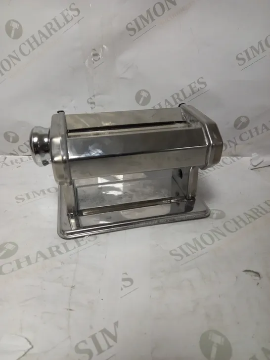 WORLD OF FLAVOURS PASTA MAKER MANUAL PASTA MACHINE 