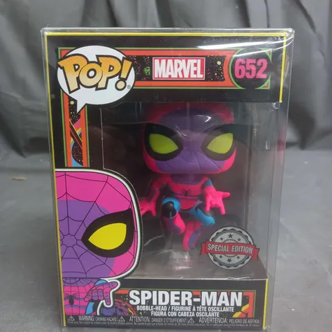 POP! MARVEL SPIDER-MAN BOBBLE-HEAD - 652