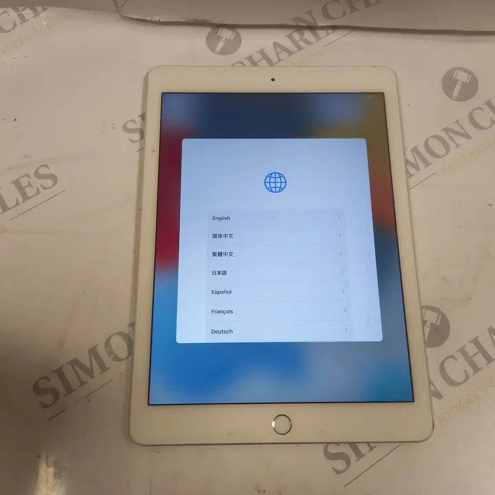APPLE IPAD AIR 2 MODEL A1566 4537591-Simon Charles Auctioneers