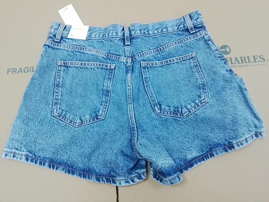 MNG STRAIGHT HIGH WAIST SHORTS - 42