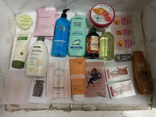 LOT OF APPROX 20 ASSORTED HEALTH AND BEAUTY ITEMS TO INCLUDE SKIN CREAMS, SERUMS, MAKEUP ETC