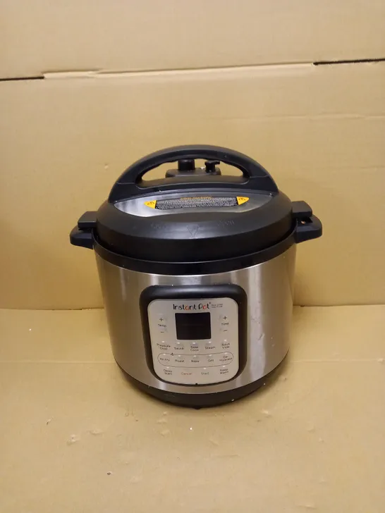 INSTANT POT DUO CRISP + AIR FRYER 8L MULTICOOKER