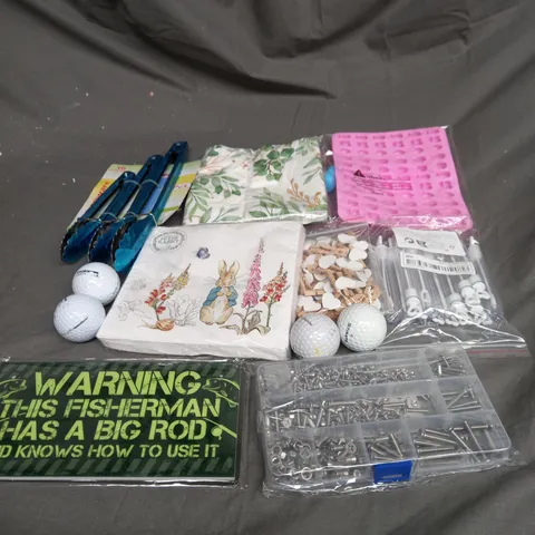 APPROX 20 ASSORTED HOUSEHOLD ITEMS TO INCLUDE GOLFBALLS, SCREWS AND NAPKINS