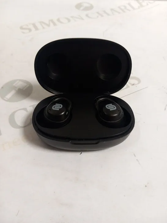 URBANISTA TRUE WIRELESS EARPHONES