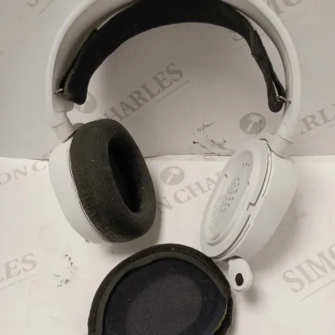 STEELSERIES ARCTIS 3 HEADSET