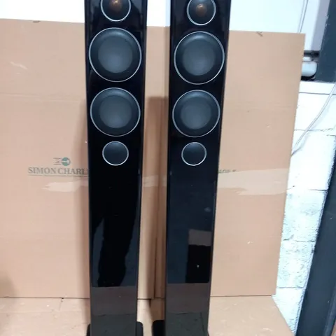 PAIR OF MONITOR AUDIO RADIUS 270 SPEAKERS