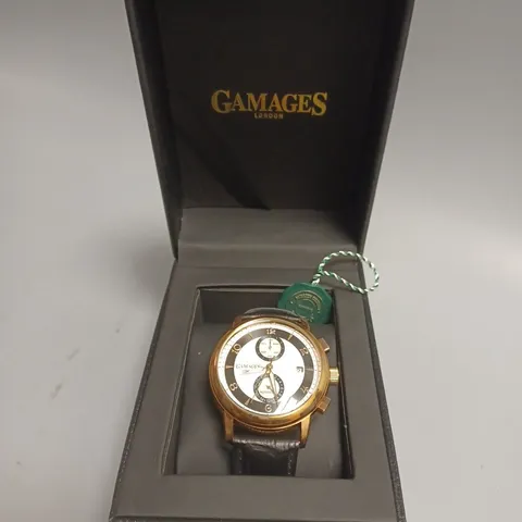 BOXED GAMAGES MYSTIQUE SILVER GLASS EXHIBITION CASE WATCH 