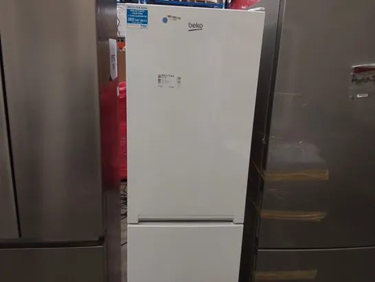 BEKO CFG4582W FREESTANDING FRIDGE FREEZER - UNPROCESSED RAW RETURN