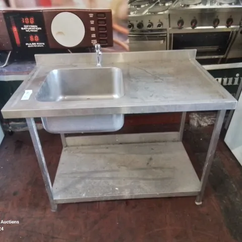 COMMERCIAL 1 TAP STAINLESS STEEL SINK