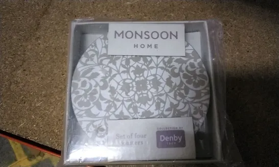 MONSOON CHRYSANTHEMUM SET OF 4 COASTERS