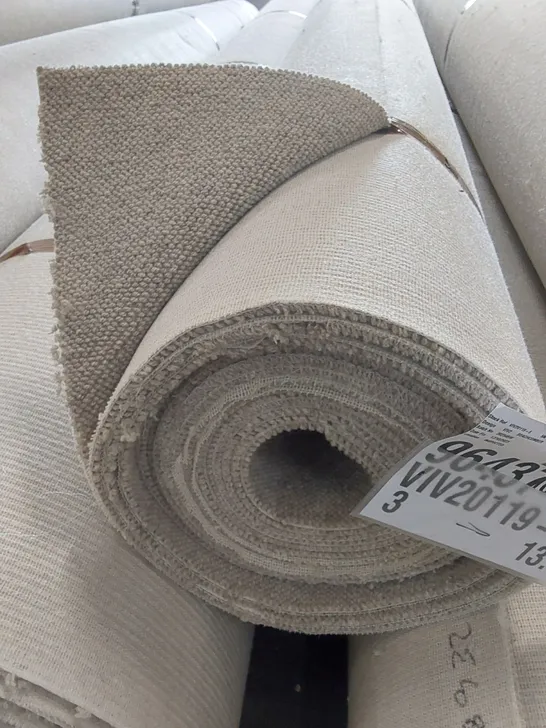 ROLL OF QUALITY BEACHCOMBER SHINGLE CARPET // SIZE: APPROX 5 X 13.17m