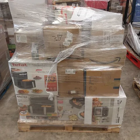 PALLET OF APPROXIMATELY 22 UNPROCESSED RAW RETURN HOUSEHOLD AND ELECTRICAL GOODS TO INCLUDE;