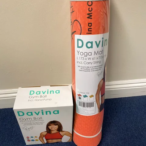 BRAND NEW BOXED DIVINA McCALL GYM BALL AND HAND PUMP (1 BOX)
