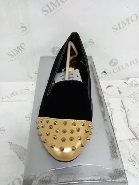 FLAT HEELED SHOE BLACK VELEVET GOLD SPIKEY TOE SIZE 6