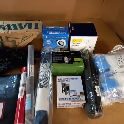 LARGE QUANTITY OF ASSORTED HOUSEHOLD ITEMS TO INCLUDE OIL DISPENSER, SMALL TV BRACKET AND SEARCHLIGHT