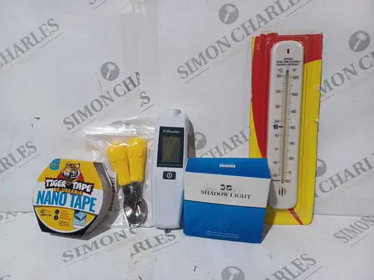 APPROXIMATELY 15 ASSORTED HOUSEHOLD ITEMS TO INCLUDE 3D SHADOW LIGHT, NON-CONTACT THERMOMETER, NANO TAPE, ETC