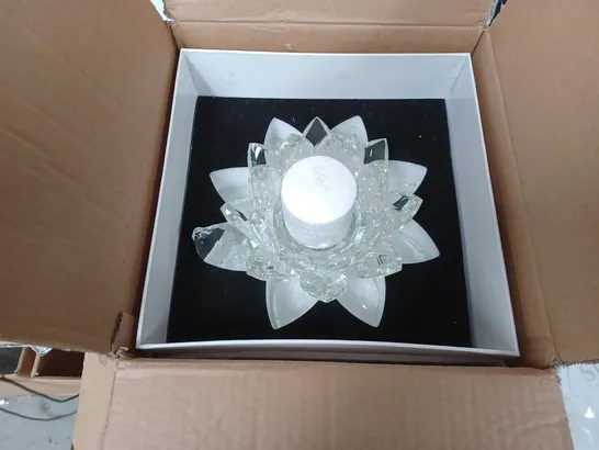 JULIAN MCDONALD LOTUS CANDLE HOLDER - CLEAR