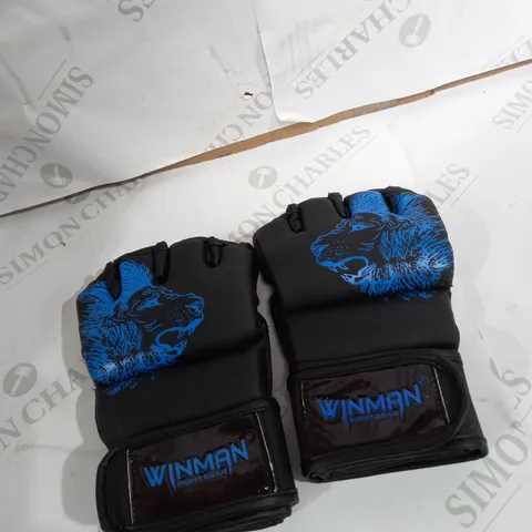 PAIR OF WINMAN MMA GLOVES 