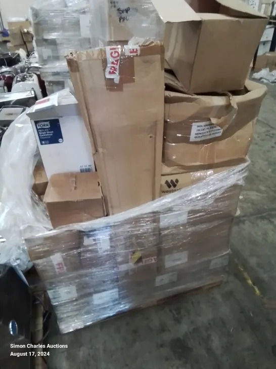 MIXED PALLET OF CLEANING AND COMMERCIAL KITCHEN PRODUCTS TO INCLUDE, SPRAY BOTTLES, MULTI PURPOSE CLOTHS, PAPER TOWEL DISPENSER, COFFEE CUP LIDS, TAKE AWAY FOOD BOXES ETC.