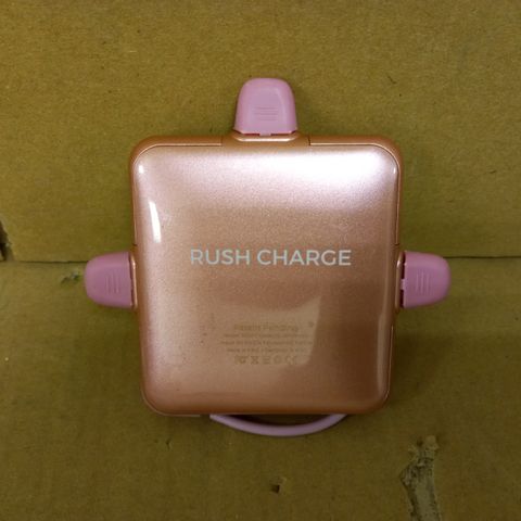 RUSH CHARGE TRIDENT 4000MAH PORTABLE CHARGER FOR APPLE & ANDROID GOLD