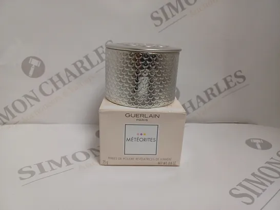 BOXED GUERLAIN METEORITES LIGHT REVEALING PEARLS OF POWDER - 03 MEDIUM   