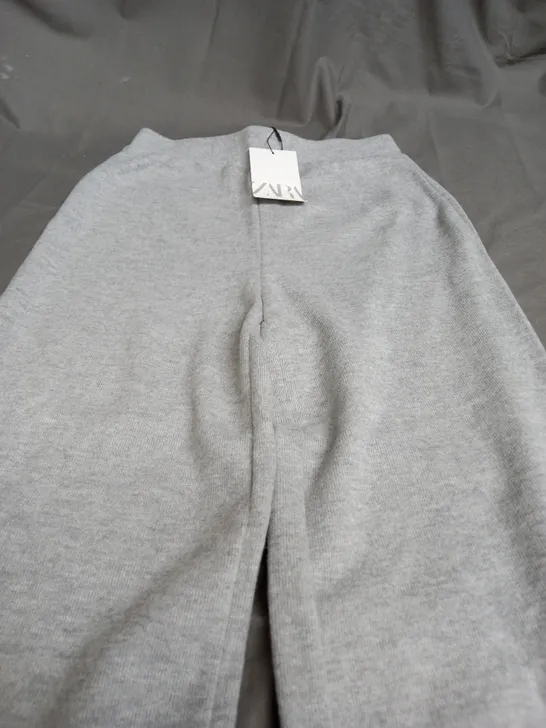 ZARA LIGHT GREY SWEATPANTS - EUR SMALL