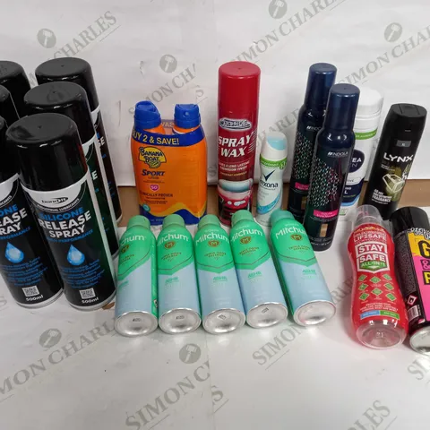 LOT OF APPROX 20 ASSORTED AEROSOLS TO INCLUDE SEALANT, BODY SPRAY, HAIR SPRAY ETC