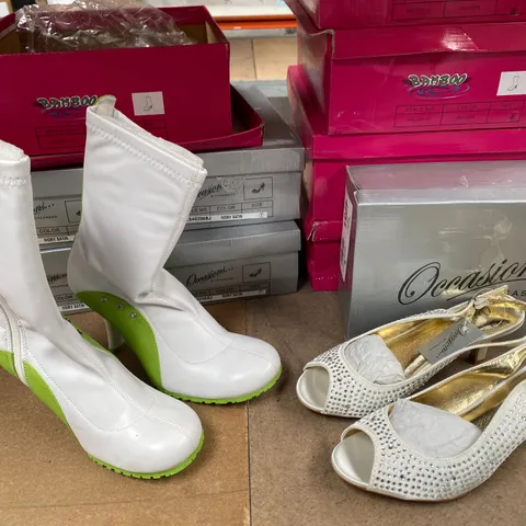 10 ASSORTED PAIRS OF SHOES TO INCLUDE: BAMBOO LEATHER BALLER HIGH HEEL SHOES IN GREEN AND WHITE, OCCASIONS BY CASSANDRA