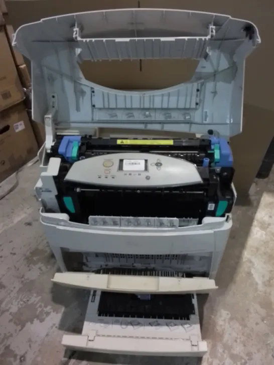 HP COLOUR LASER JET 5500DN PRINTER / COLLECTION ONLY