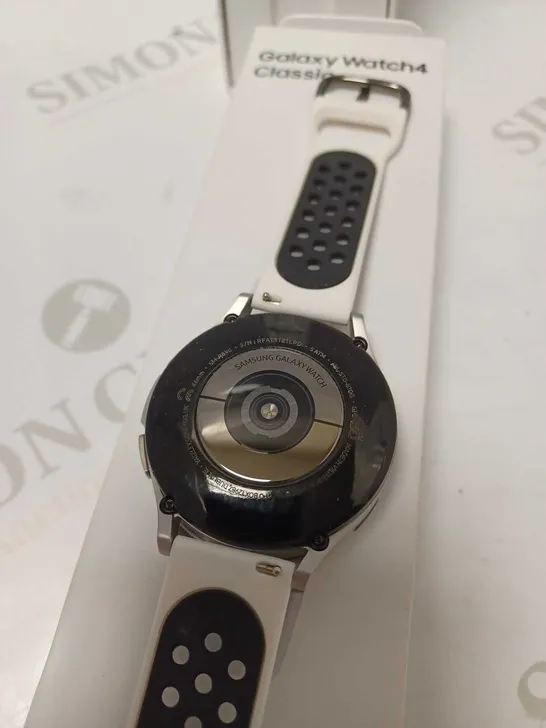 SAMSUNG GALAXY WATCH 4 