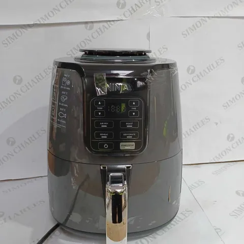 NINJA AIR FRYER