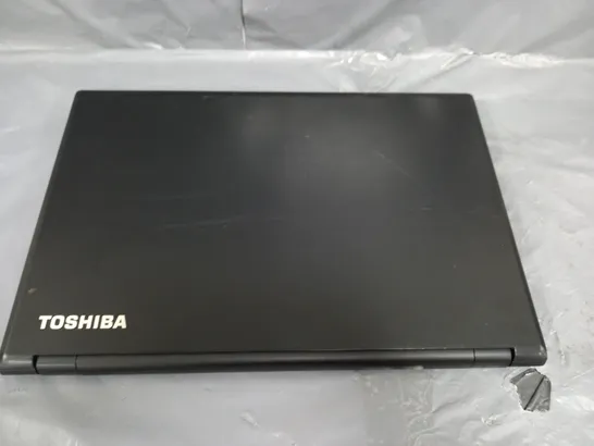 TOSHIBA SATELLITE PRO R50-B	15 INCH I3-4005U 1.70GHZ