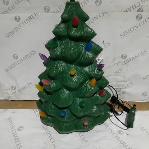 MR CHRISTMAS INDOOR OUTDOOR MOLDED CHRISTMAS TREE