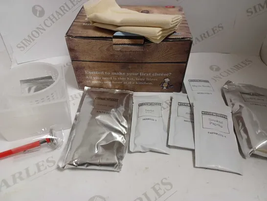 BOXED ARTISAN CHEESE MAKING KIT