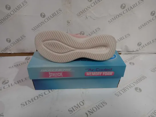 BOXED PAIR OF SKECHERS STRETCH FIT ULTRA FLEX 3.0 SHOES ROSE UK SIZE 6