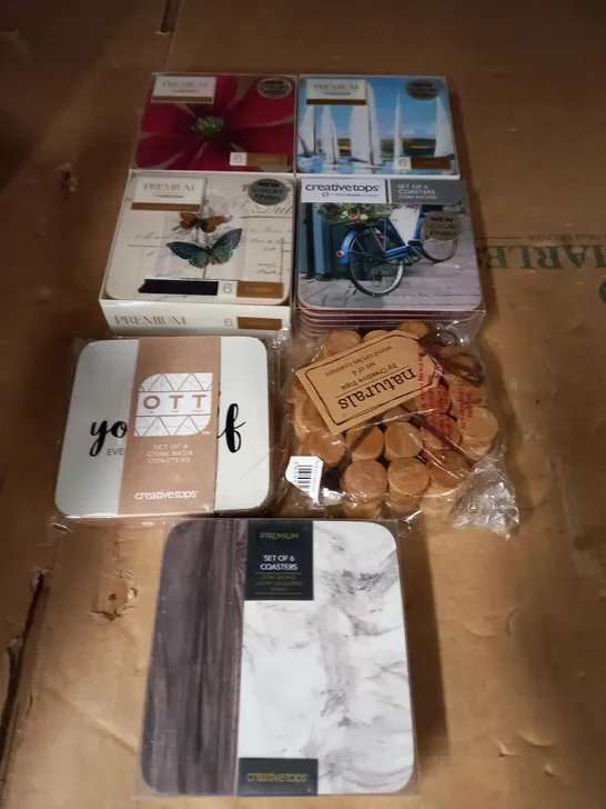 LOT OF APPROX. 32 CREATIVE TOPS COASTERS 