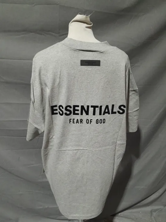 ESSENTAILS LIGHT GREY T-SHIRT - MEDIUM