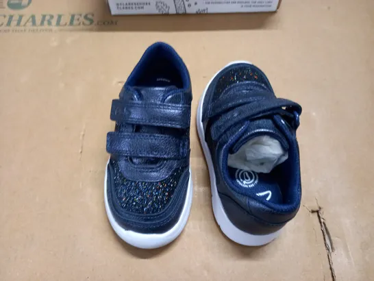 boxed pair of clarks ath sonar blue kids shoes - uk 6.5