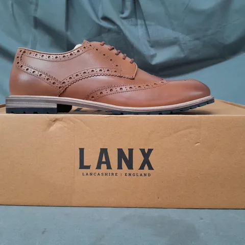 BOXED PAIR OF LANX WHITEWELL SHOES IN TAN UK SIZE 8