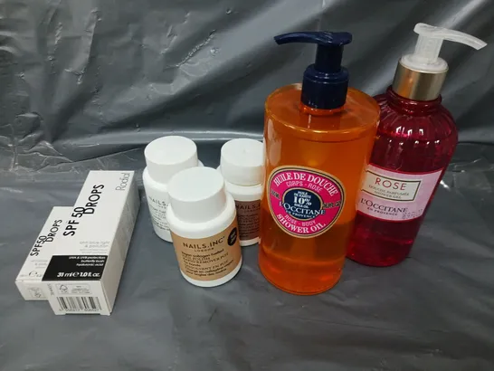 APPROXIMATELY 15 ASSORTED COSMETIC PRODUCTS TO INCLUDE SPF50 DROPS, NAIL POLISH REMOVER, SHOWER OIL ETC 