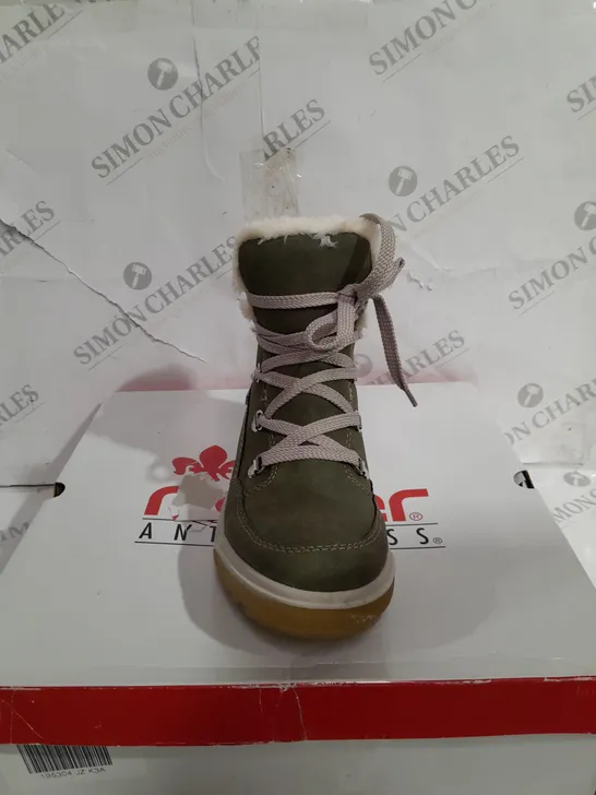 BOXED PAIR OF RIEKER ANTISTRESS WARM HIKING BOOTS, KHAKI - SIZE 3.5