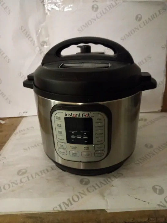 INSTANT POT DUO SMART PRESSURE COOKER