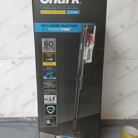 SHARK CORDLESS VACUUM IZ300UKT