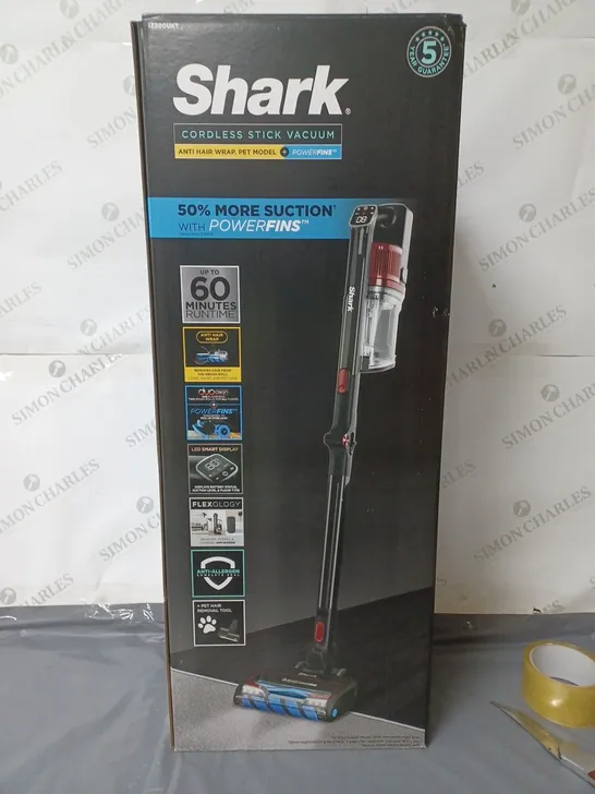 SHARK CORDLESS VACUUM IZ300UKT